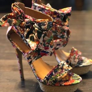 Zigi Soho Multicolored Heels Size 8.5